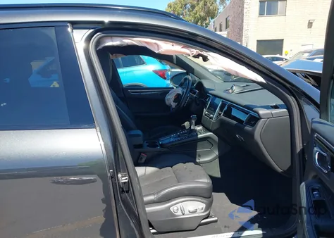 2017 Porsche Macan S from USA, damaged, VIN WP1AB2A54HLB13947